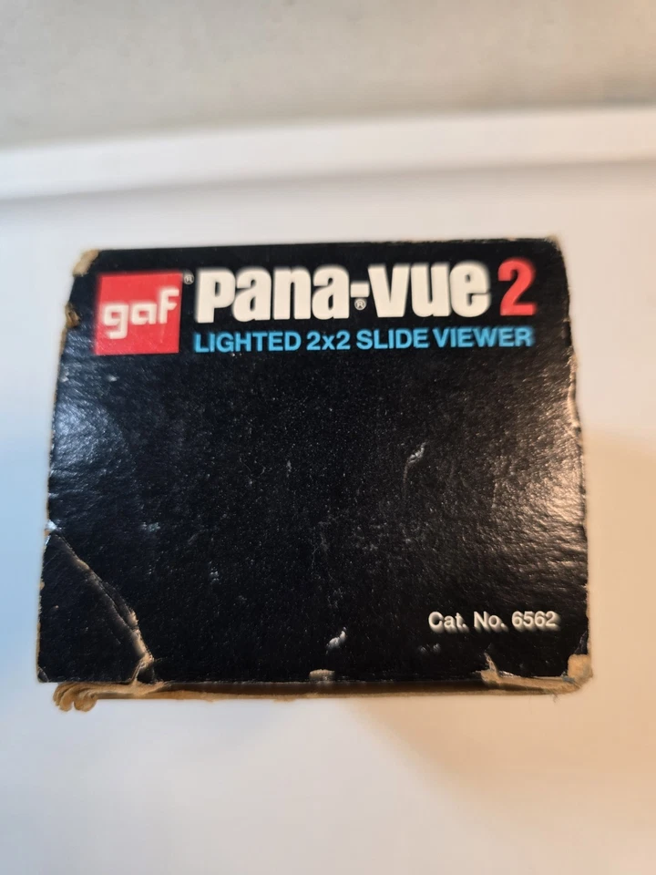 Vintage GAF Pana-Vue Automatic Lighted 2x2 Slide Viewer  - Image 4 of 4