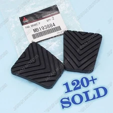 GENUINE Mitsubishi Brake & Clutch Pedal Pad Set  Lancer Eclipse Mirage  MB193884