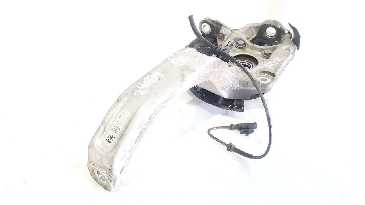 2017 2022 Maserati Levante OEM Front Right Spindle Knuckle 670032052