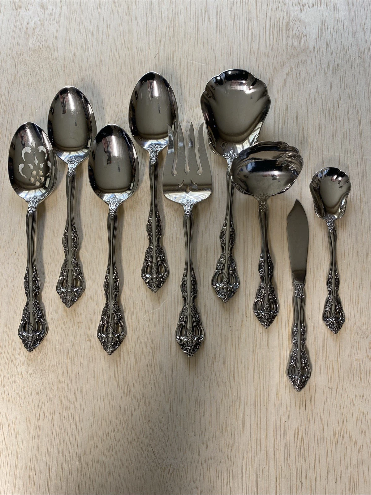 Oneida Michelangelo Cube Set 9 Serving Pieces Heirloom Stainless Flatware