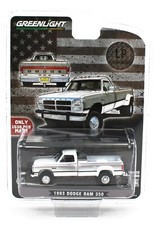 1:64 GreenLight *WHITE & SILVER* 1993 Dodge Ram 350 First Gen Dually Pickup NIP!
