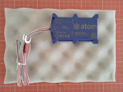 atom FMT100 GSM GPS Fahrzeugtracker mit 3,7V 170mAh Li-ion Akku, 10-30V 0,25A