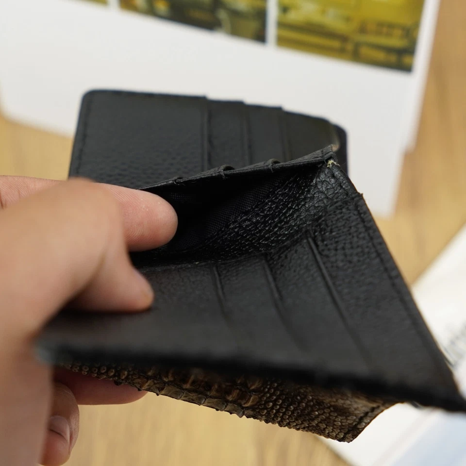 Cartera plegable de cuero de cocodrilo real para hombre Foto 4 de 4