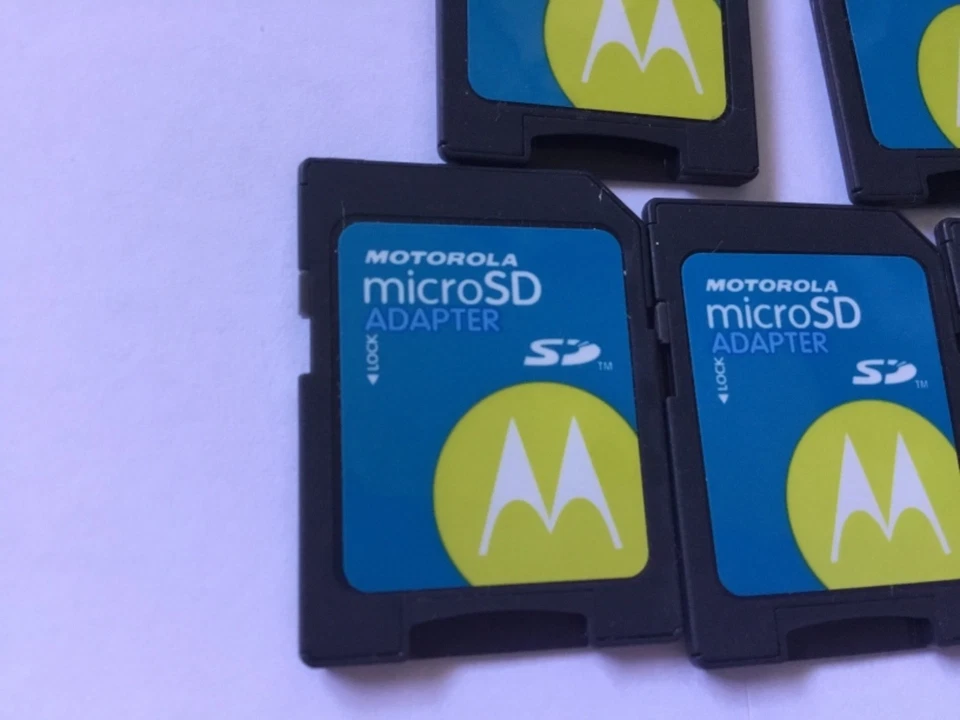 LOTE DE 5 adaptadores Motorola microSD/microSDHC/microSDXC *SIN tarjetas de memoria en el interior Foto 2 de 3