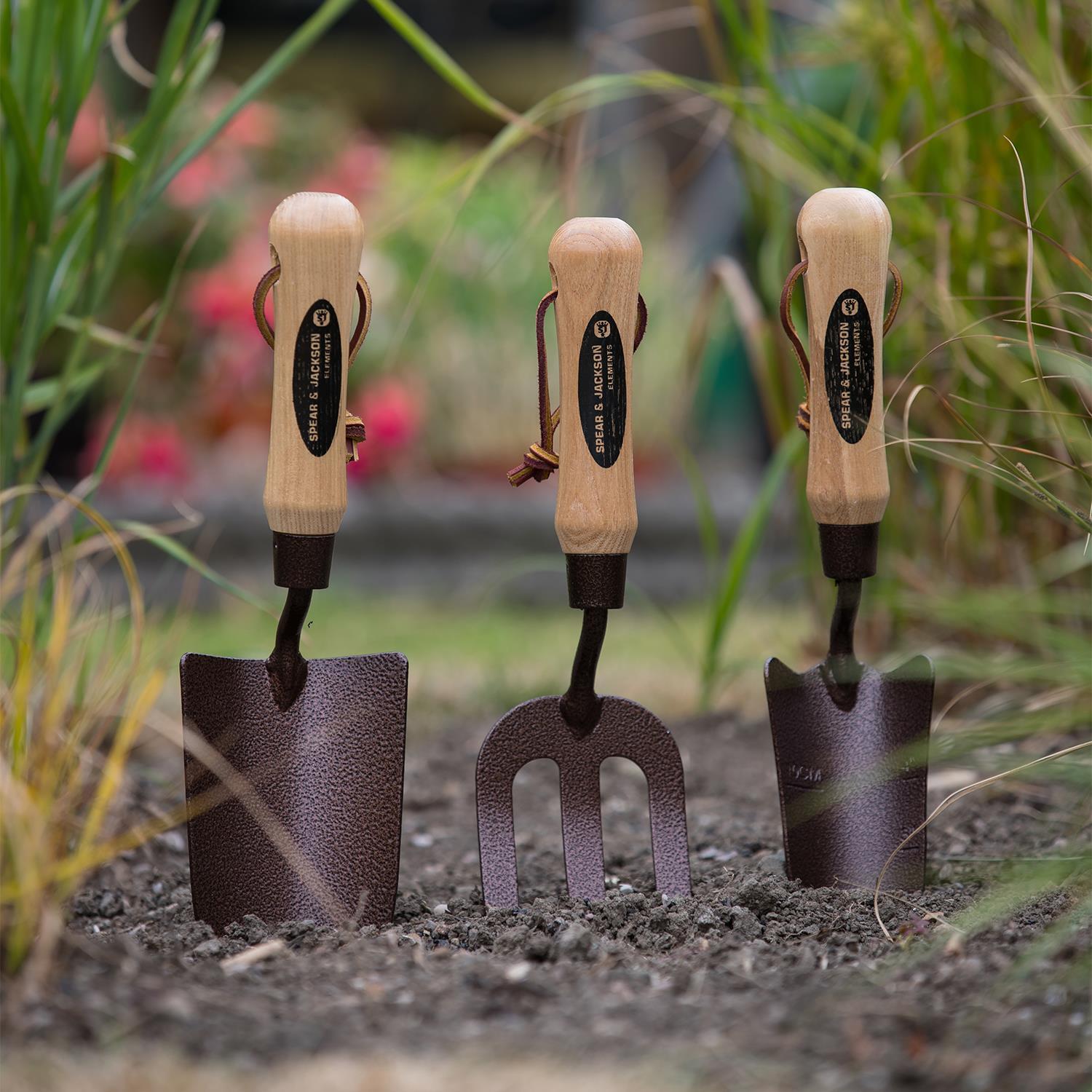 Spear & Jackson Gift Set of Trowels and Weed Fork, Elements Garden Hand