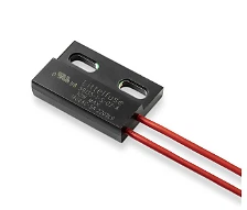 59135-030  Magnetic Reed Switch Magnet SPDT Wire Leads Flange Mount