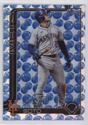 2025 Topps Series 2 Holiday Beach Ball 41/50 Juan Soto #700 1c19