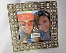 GREEN TREE GALLERY 4X4 BEADED/FILAGREED EDGED, EASEL BACKED PICTURE FRAME.