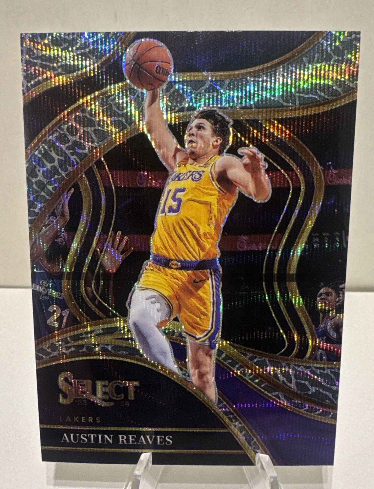 2023-24 Panini Select Austin Reaves Elephant Prizm SP Courtside Bad Corner