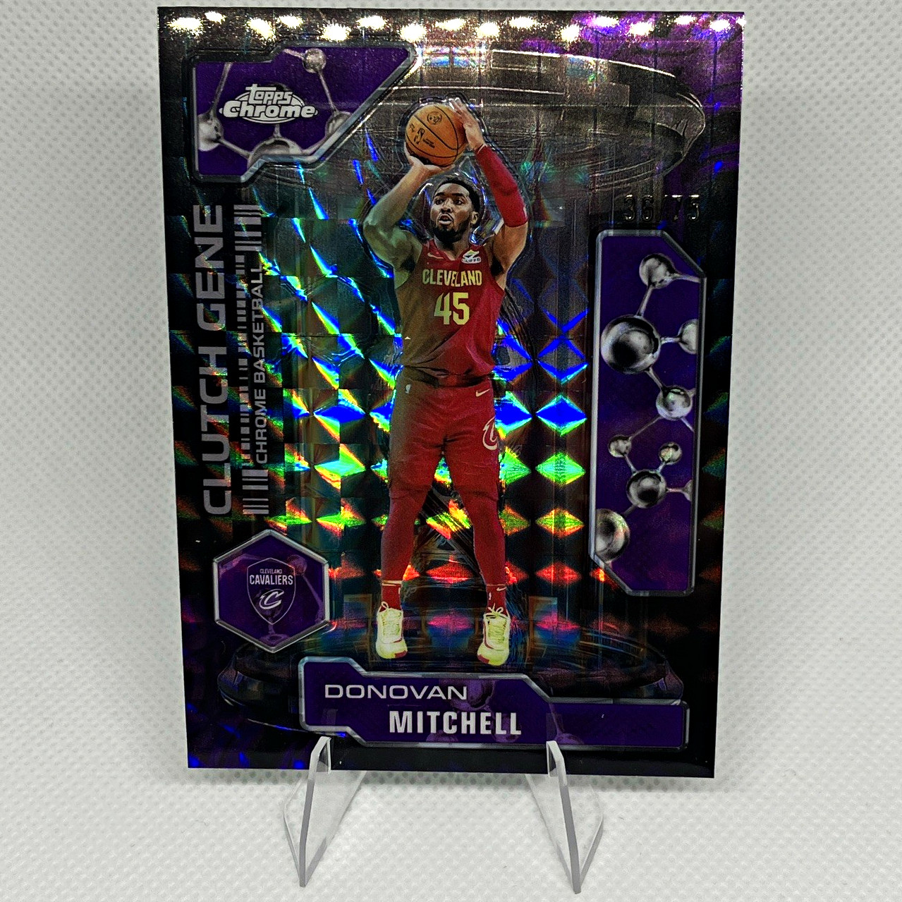 Topps Chrome 2025-26 Donovan Mitchell #CG-10 Clutch Gene Purple Geo /75