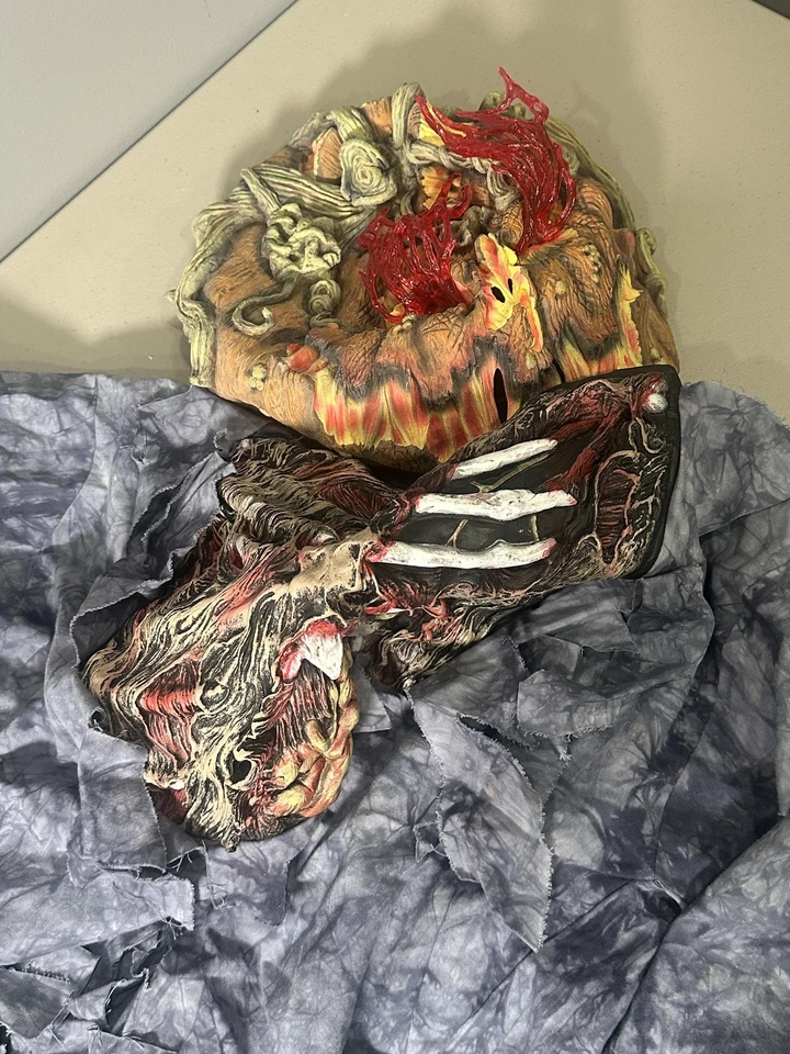 Disfraz de Halloween de Rubí para hombre talla única iluminado zombi Foto 2 de 4