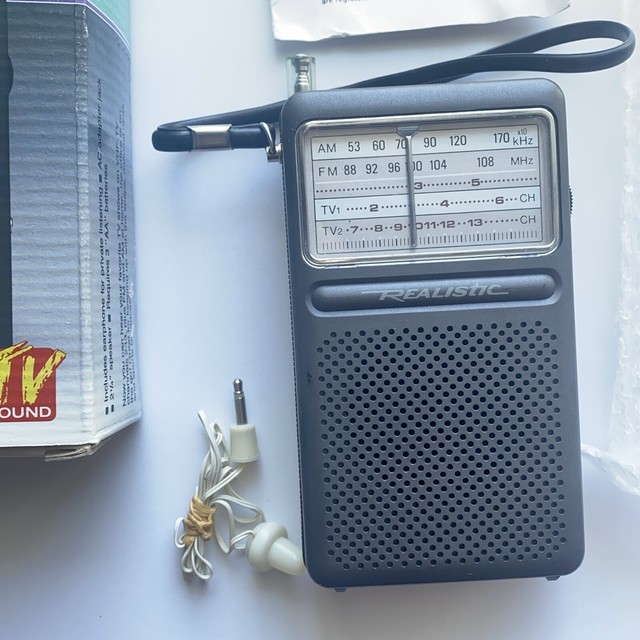 Realistic Portavision AM/FM VHF TV portable radio 12-614 lot w Box ...