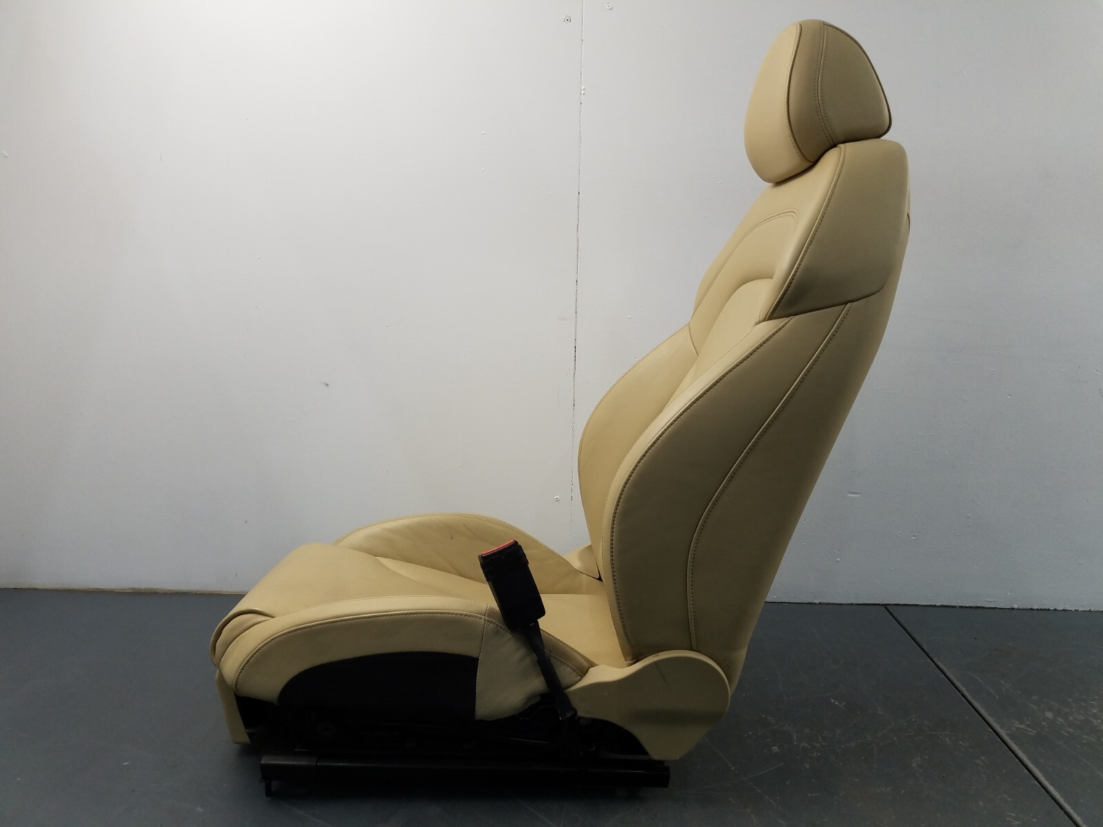 2011 Audi R8 V10 Tan Leather Power Passenger Seat #8000 o2