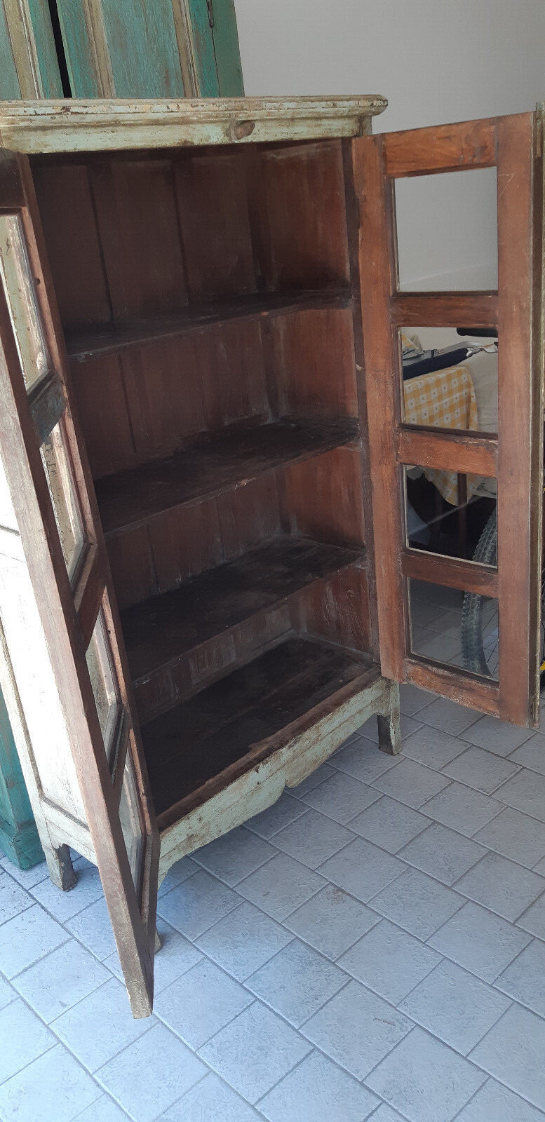 Foto 2 di 2
