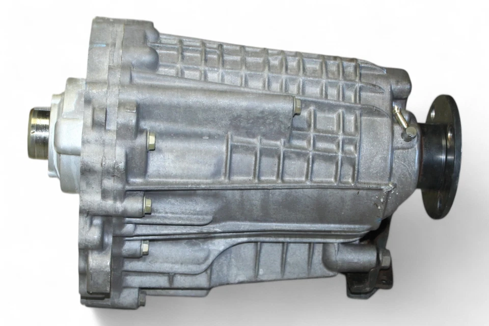 2004-2005 Infiniti FX35 3.5L V6 AWD Automatic Transfer Case JDM VQ35 - Image 3 of 4