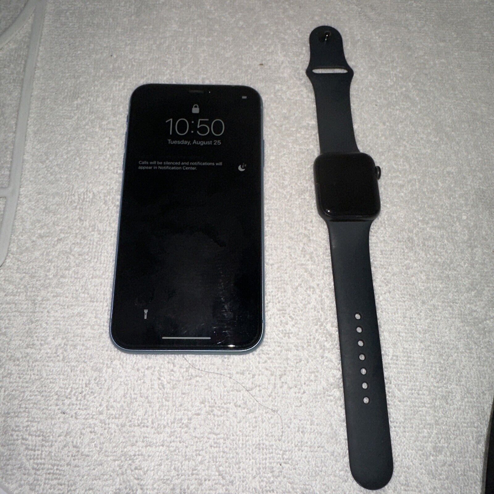 Apple iPhone XR - 64GB? Blue and Apple Watch SE Black Bundle User Locked Works