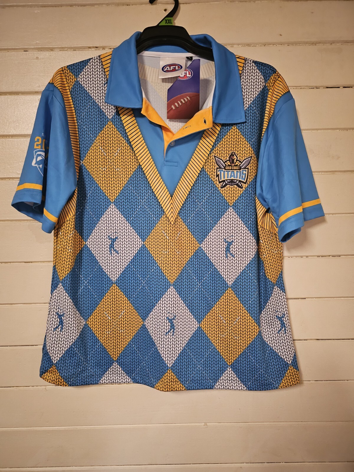 Picture 1 of 6