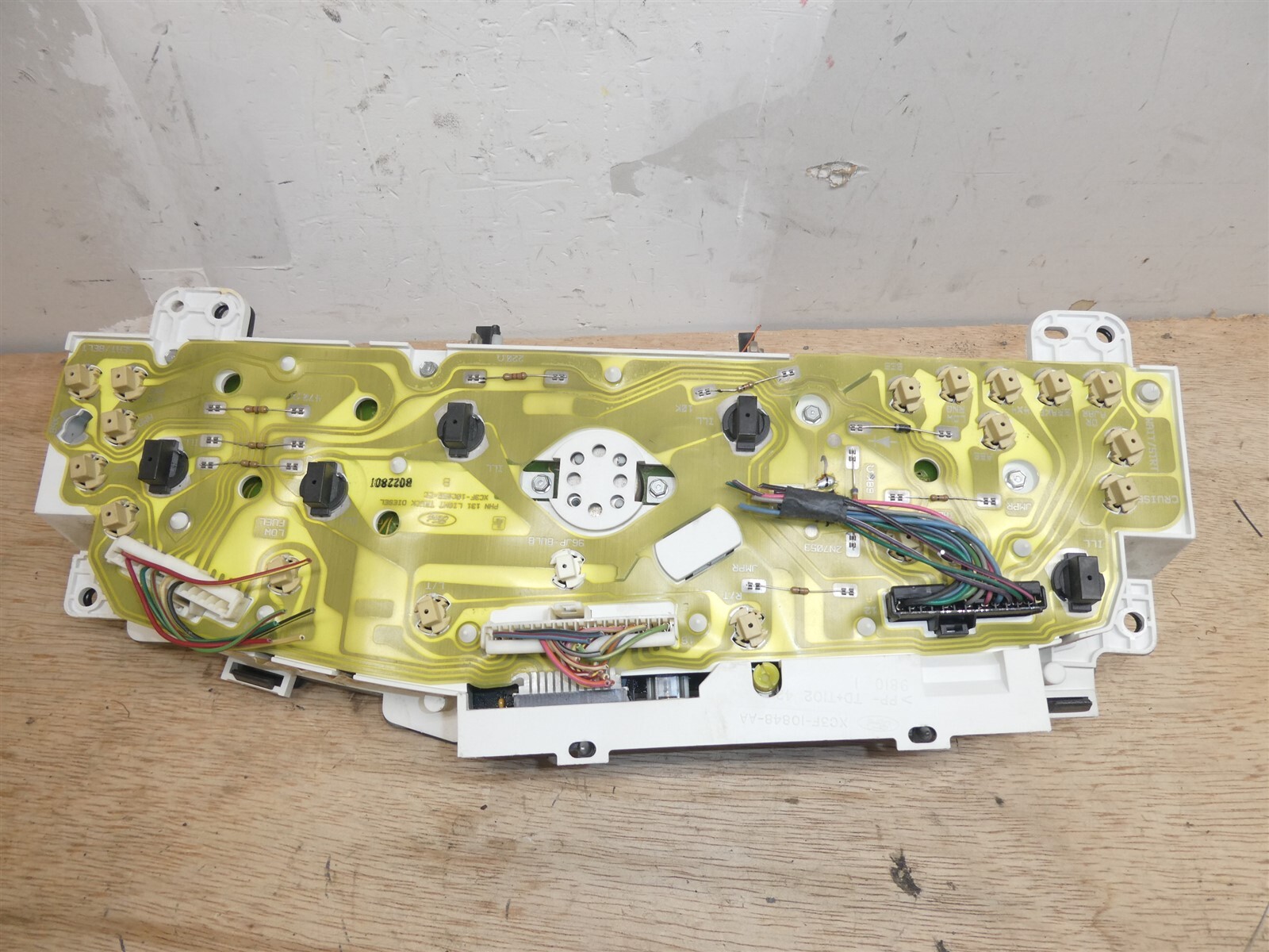 9901 F250 F350 SD Speedo Instrument Panel Cluster 340K Diesel Xc3f