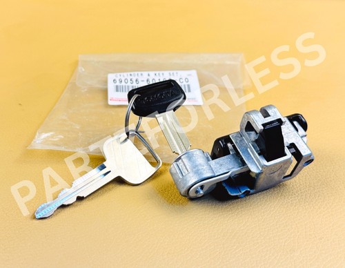 69056-60100-C0 TOYOTA GENUINE CYLINDER & KEY SET, GLOVE COMPARTMENT LOCK NEW OEM - Picture 5 of 14
