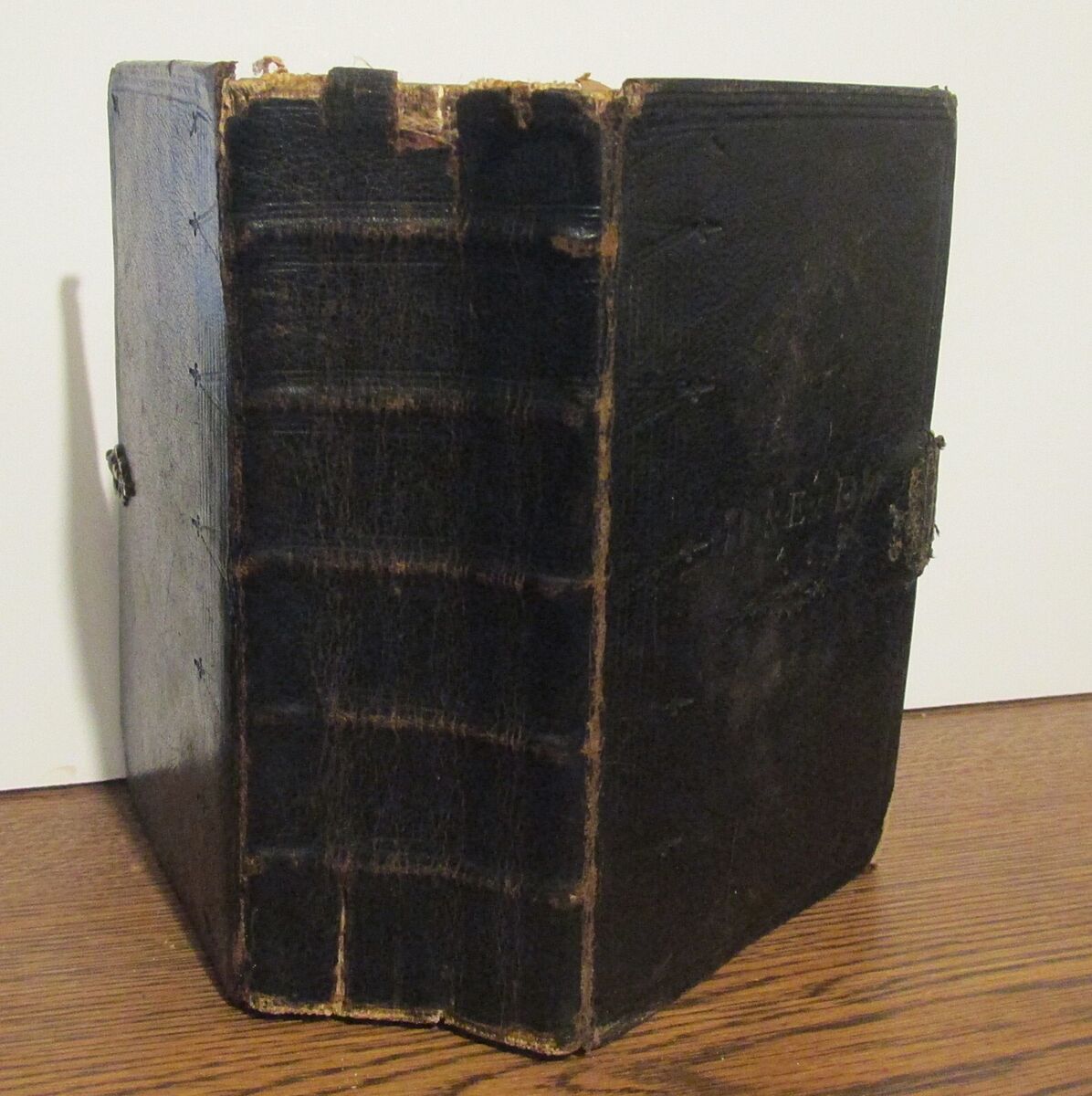 Thick Antique 1739 GERMAN BIBLE Martin Luther