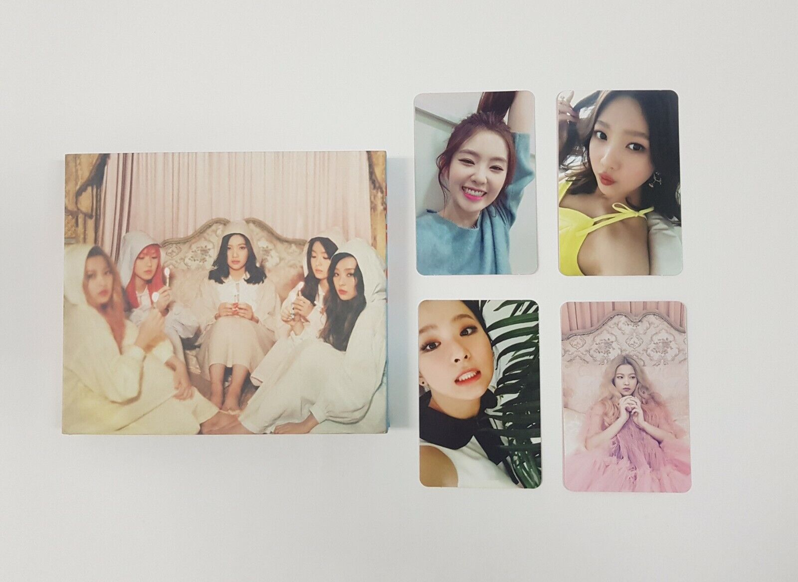 Red Velvet THE VELVET Mini Album) CD+Booklet+Photocard (select member) | eBay