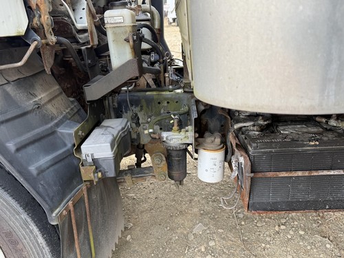 01 GMC W SERIES (TILT CAB) Starter Motor - Picture 16 of 19