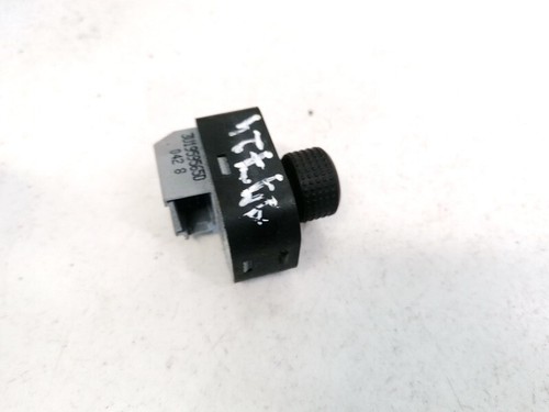 Skoda Superb 2008 Wing mirror control switch (Exterior Mirror Swit #1647361-80