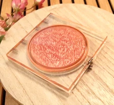 VINTAGE CLEAR LUCITE POWDER MIRROR COMPACT  4" X 4"