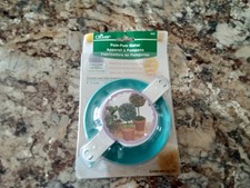 Clover Extra Large Size Pom Pom Maker 4 1/2" Finished Size New in Package
