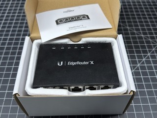 Ubiquiti Networks ER X EdgeRouter X 5 Port Gigabit Wired Router