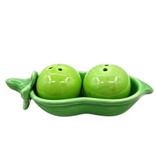 Kate Aspen Peas in a Pod Salt and Pepper Shakers Ceramic Kitchen Kitchenware