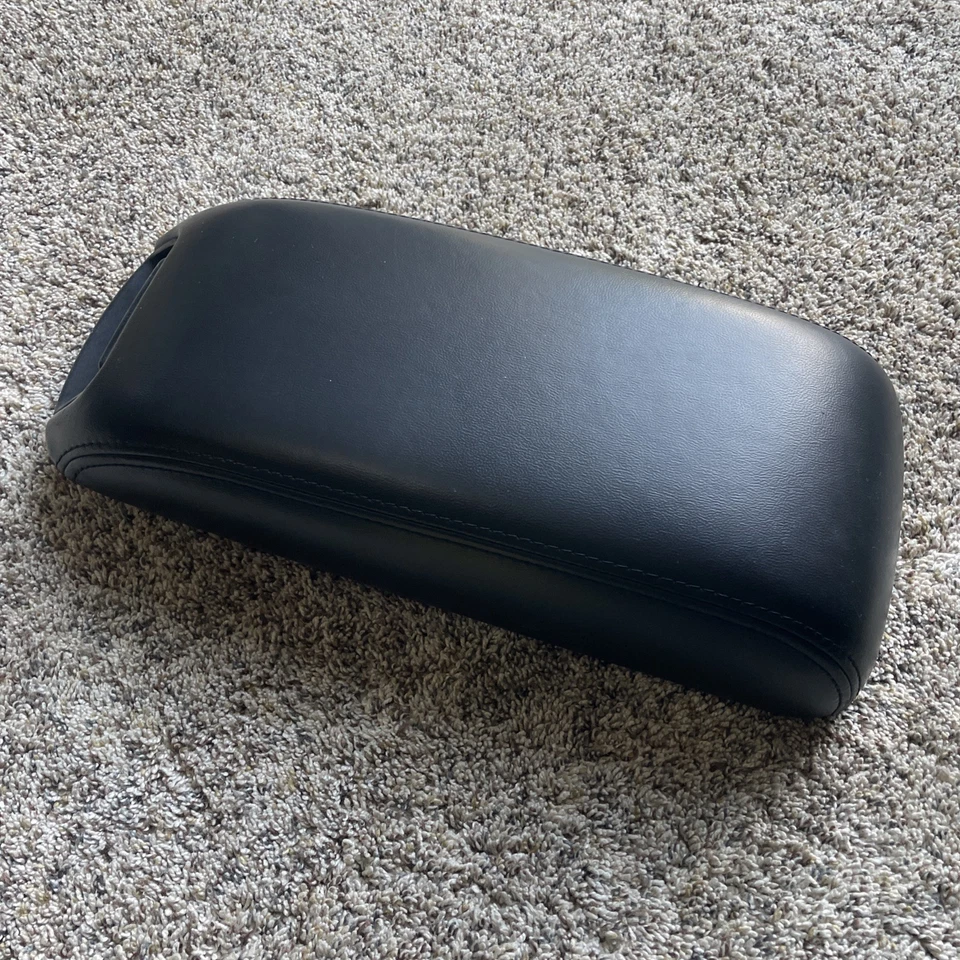 Крышка подлокотника центральная консоль для хранения Dodge Journey 2011–2020 годов выпуска черная кожа от оригинального производителя - Изображение 2 из 4