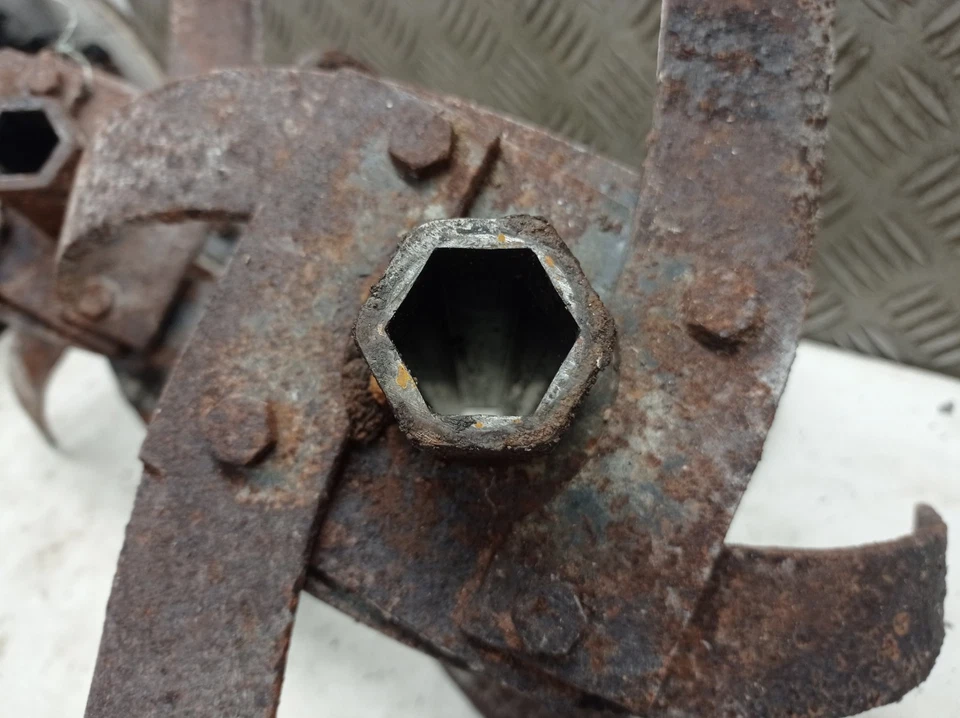 Motoculteur Gutbrod Motostandard - 2 fraises voir description - Photo 2/4