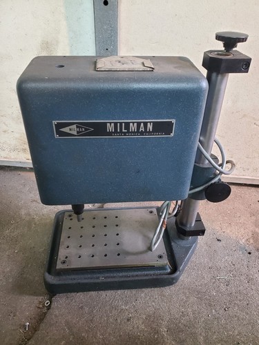 MILMAN LEAD SCREW TAPPING MACHINE  T-700 Tap Multiple Pitch Auto 11 Pin UNTESTED