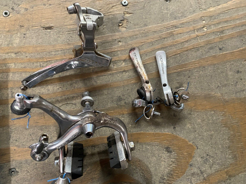 Shimano 600 6207 Group Set Crankset, Brakes, Front & Rear Derailleurs, Shifters - Picture 4 of 8