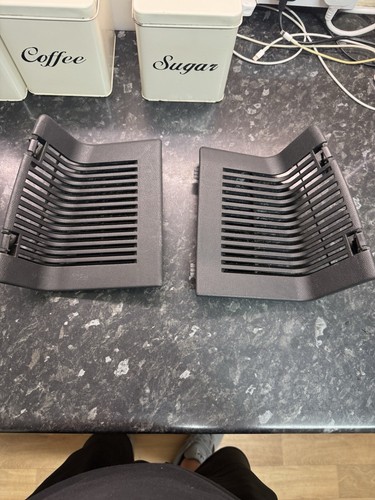 VAUXHALL ASTRA H Mk5 VAN ESTATE REAR LIGHT BOOT TRIM COVER PAIR LEFT RIGHT MSY10 - 第 1/9 張圖片
