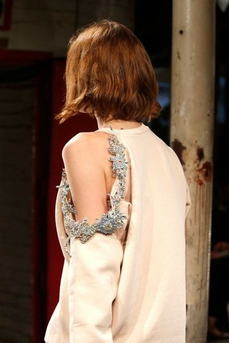 **Christopher Kane**Dress Nude Cut Away Shoulder Sweatshirt (Dress,Top) - 第 8/12 張圖片