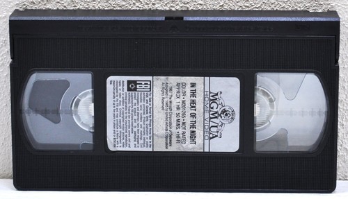 IN THE HEAT OF THE NIGHT Sidney Poitier, Rod Steiger 1967 VHS - Picture 4 of 4