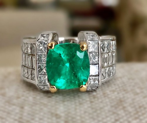 4Ct CushionCut Simulated Emerald/Diamond Women's Band Ring14k 2-Tone Gold Plated - Picture 2 of 11