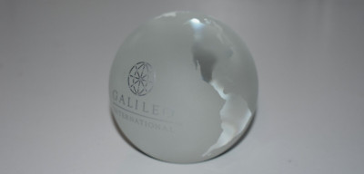 VINTAGE FROSTED CRYSTAL GLASS GLOBE 3'' PAPERWEIGHT GALILEO INTERNATIONAL