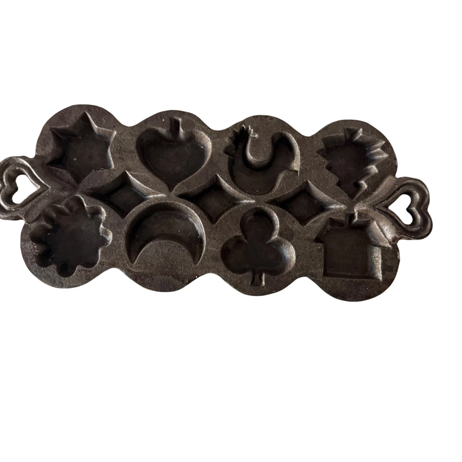 Vintage Cast Iron Novelty Muffin Pan 8 Shapes Heart Star Rooster Moon Kitchen