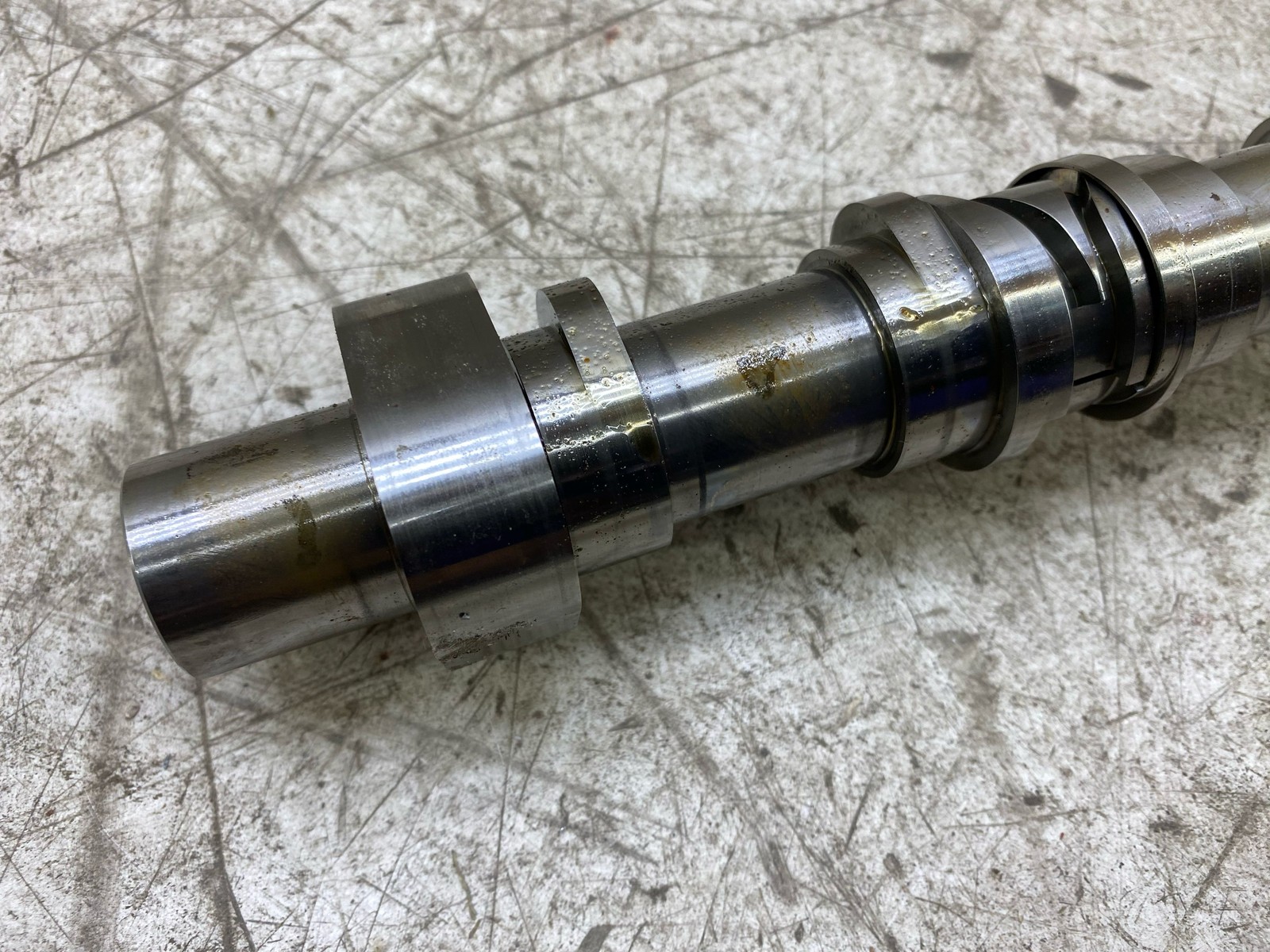 2020-2025 ASTON MARTIN DBX 4.0L V8 M177 LEFT DRIVER SIDE ENGINE EXHAUST CAMSHAFT
