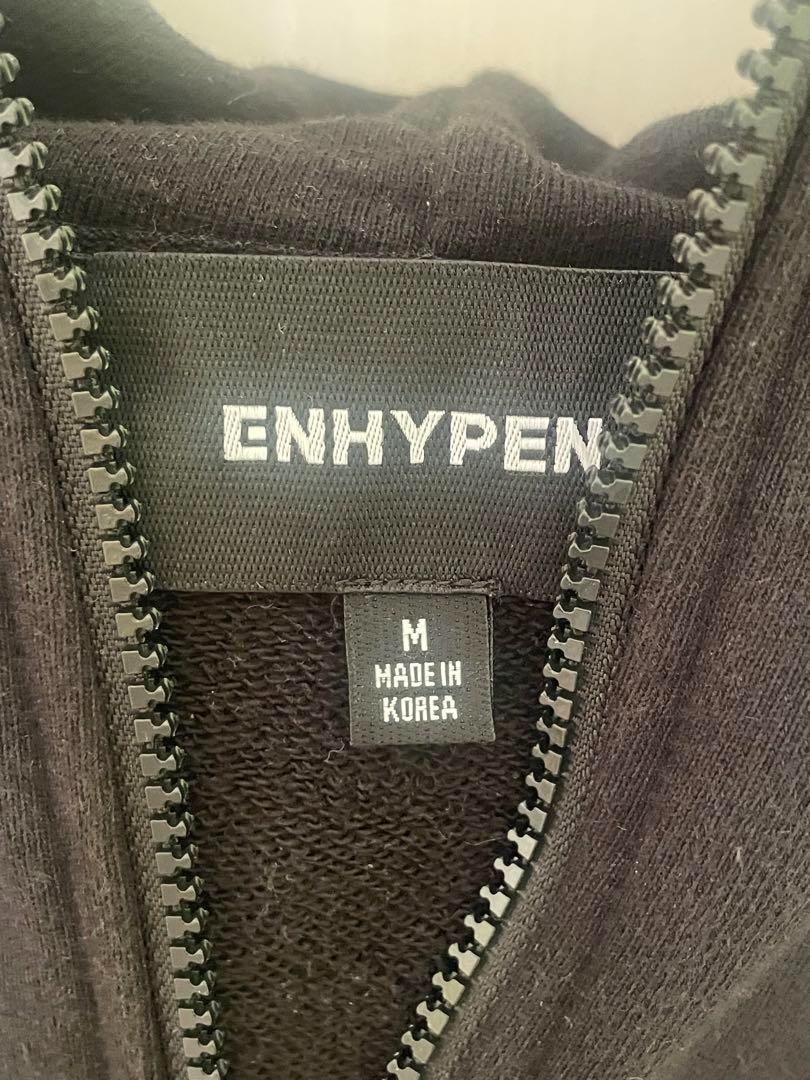 タグ付き新品未使用　ENHYPEN MANIFESTO パーカー 黒 M ENHYPEN World Tour Manifesto Zip UP Hoodie M-Size Black