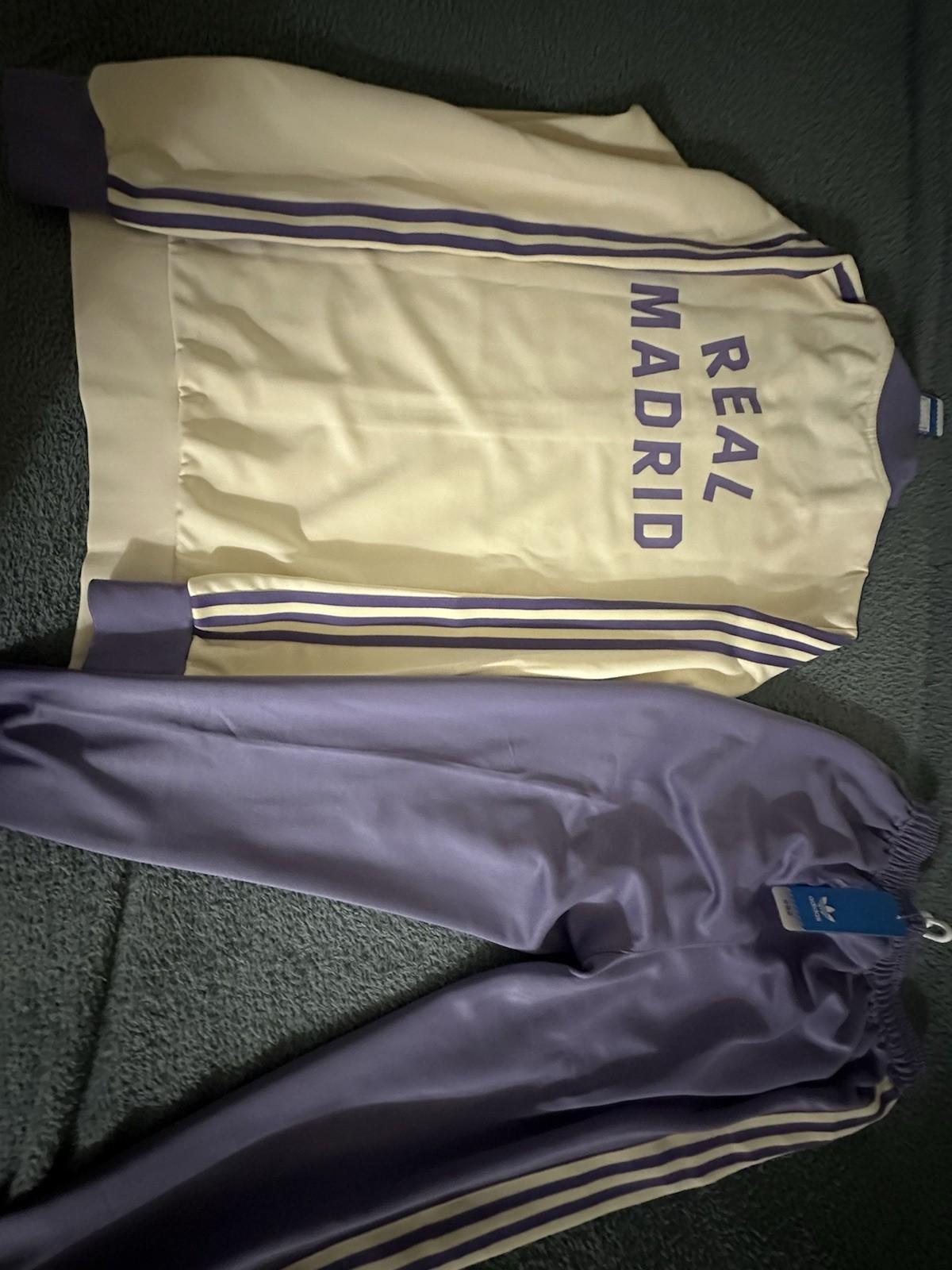 Real Madrid CF Jacket and Pants Mens Large Track Top Wonder White Lilac L image 2