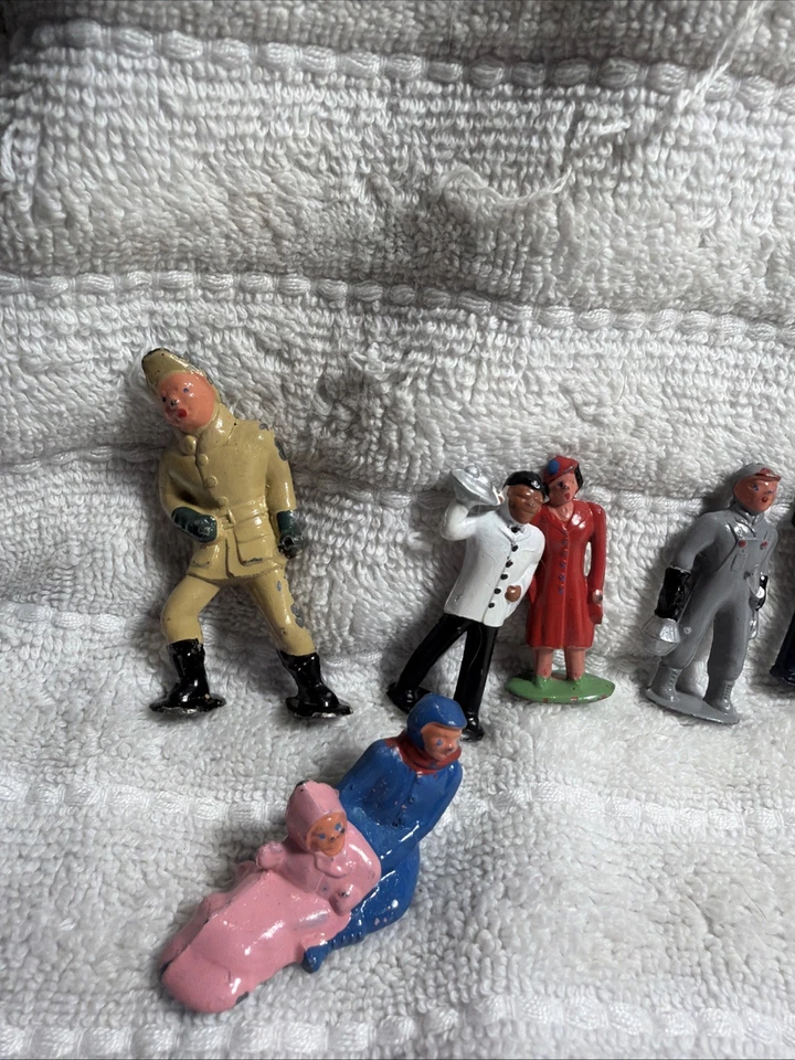 Antiguas figuras civiles Dimestore de BARCLAY Minis años 30, escala de tren HO, 9 piezas #F Foto 2 de 4