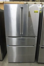 Bosch B36CL80ENS 36" Stainless CD Refrigerator Out of Box Scratch/Dent #158292