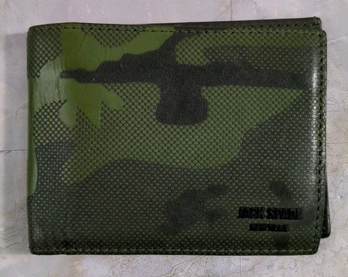 Jack Spade Camo Green Bifold Leather Card Wallet - Picture 1 of 7