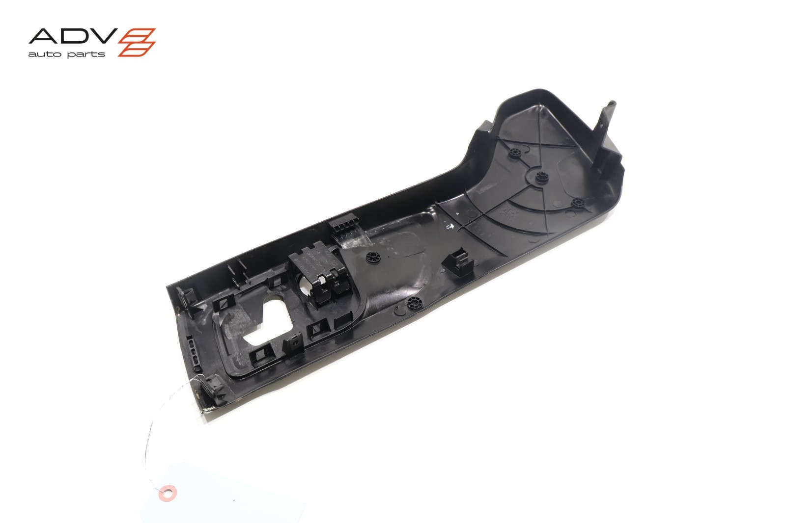 Maserati Levante 2017-2020 Front Right Outer Seat switch panel P/N 14929
