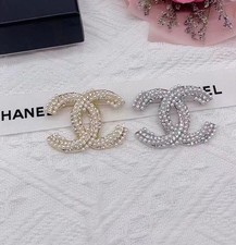 Metal enamel pearl women's brooch birthday gift