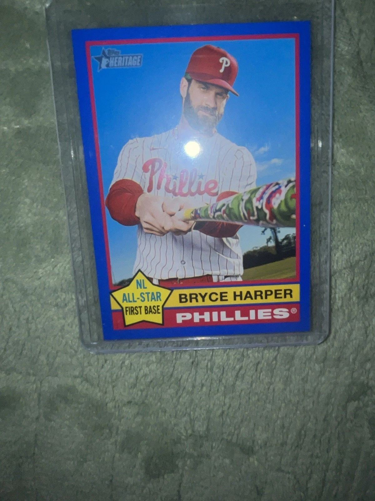 2025 Topps Heritage - Bryce Harper #150 Dark Blue Border